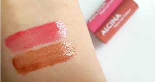 Aqua lip colour waterlily/water reed